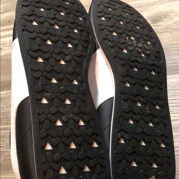 Puma SoftFoam Sneakers - Picture 4 of 4